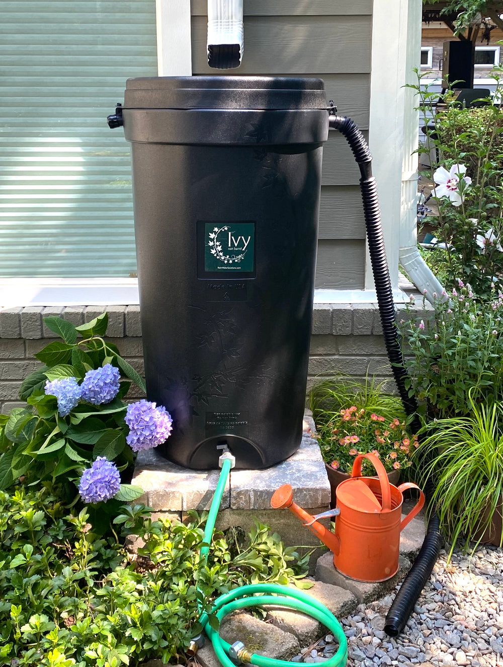 Round Rock 50 Gallon Rain Barrel